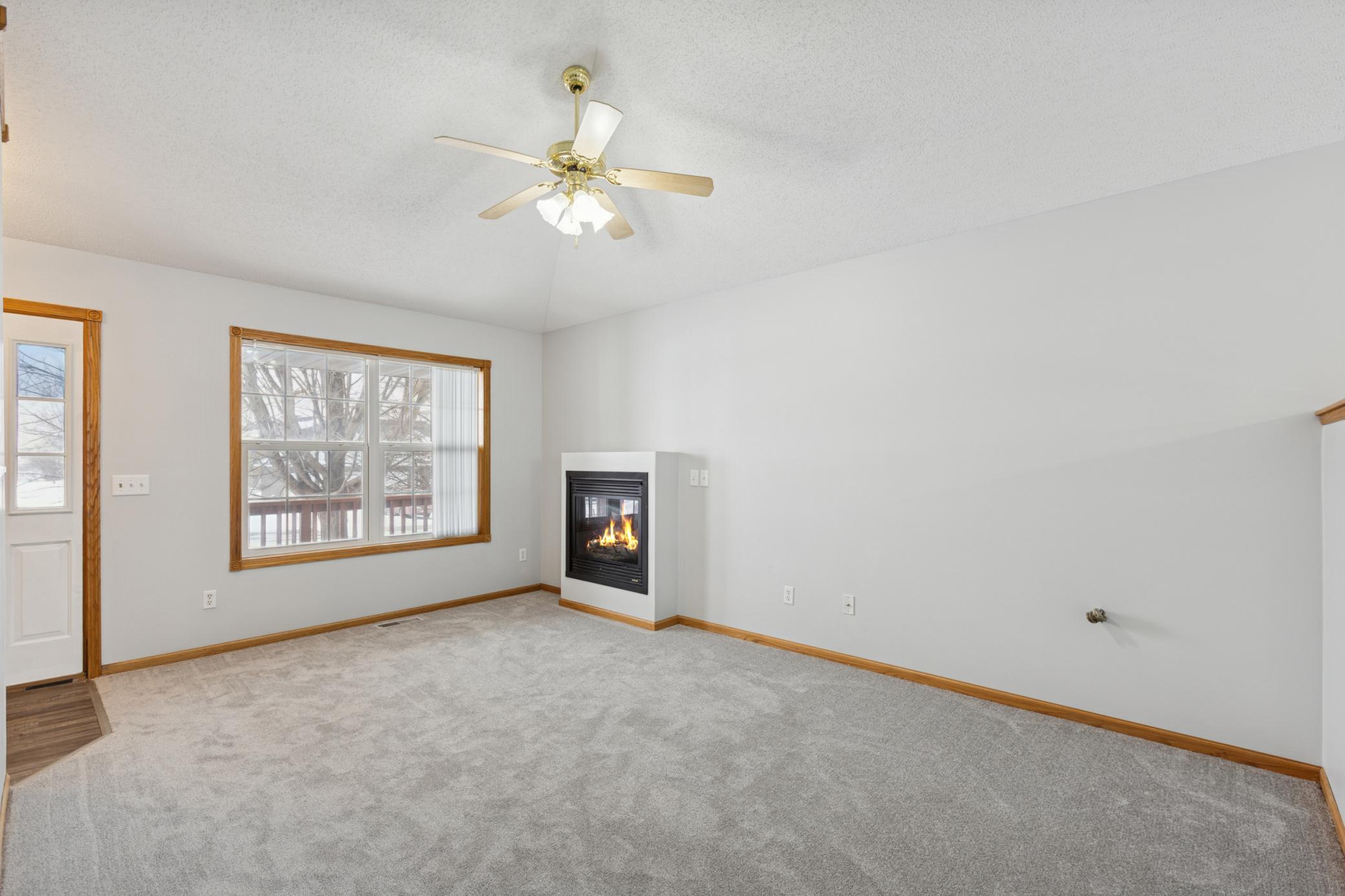 211 7th Street South Winsted, MN 55395 - Photo 3 of 34