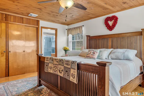 $4,000 | 51 West Lake Avenue, Guilford, CT 06437