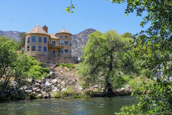 $1,250,000 | 906 Burlando Road, Kernville, CA 93238