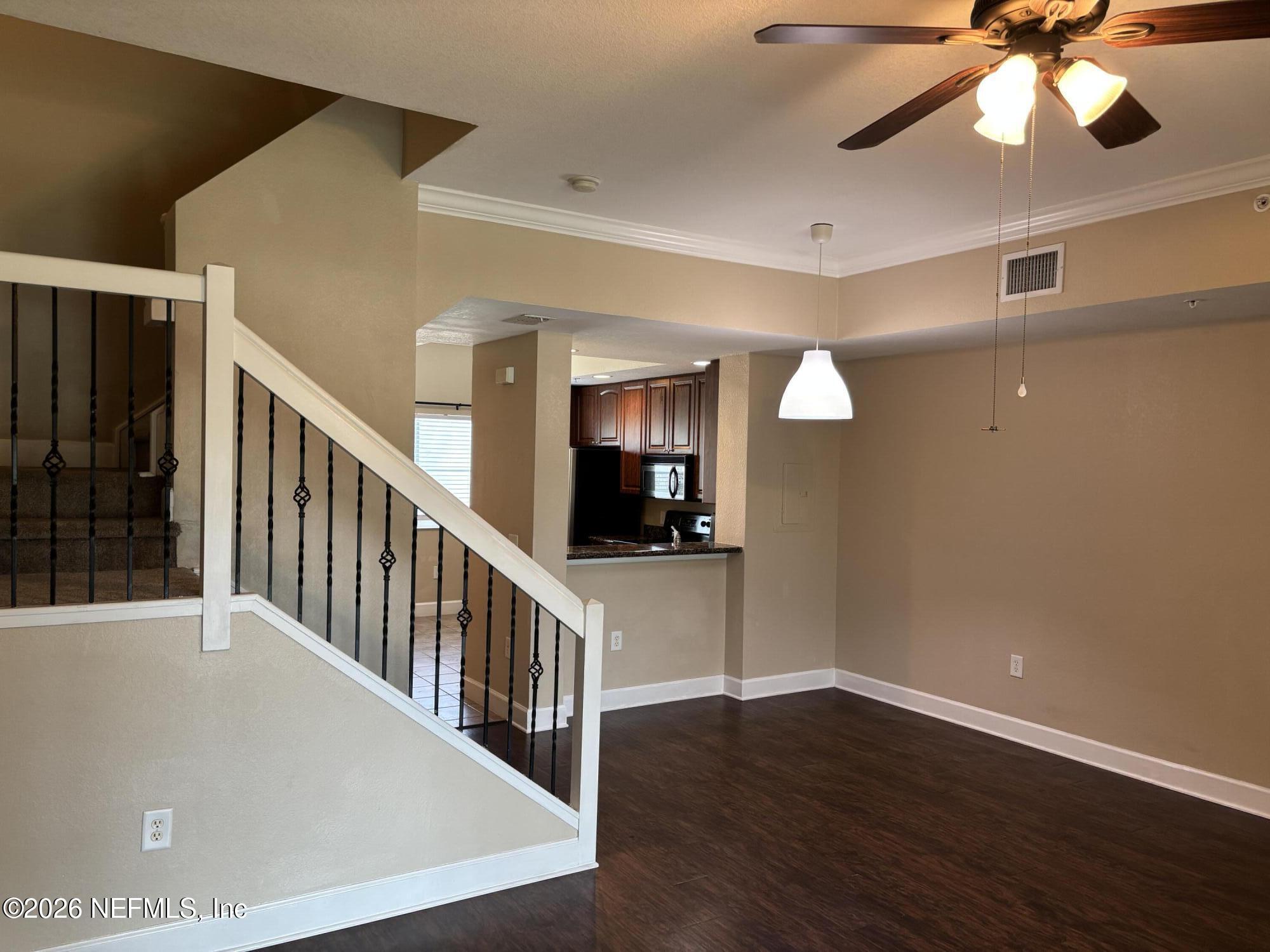 9745 Touchton Road, Unit 2024 Jacksonville, FL 32246 - Photo 5 of 17 9745 Touchton #2024