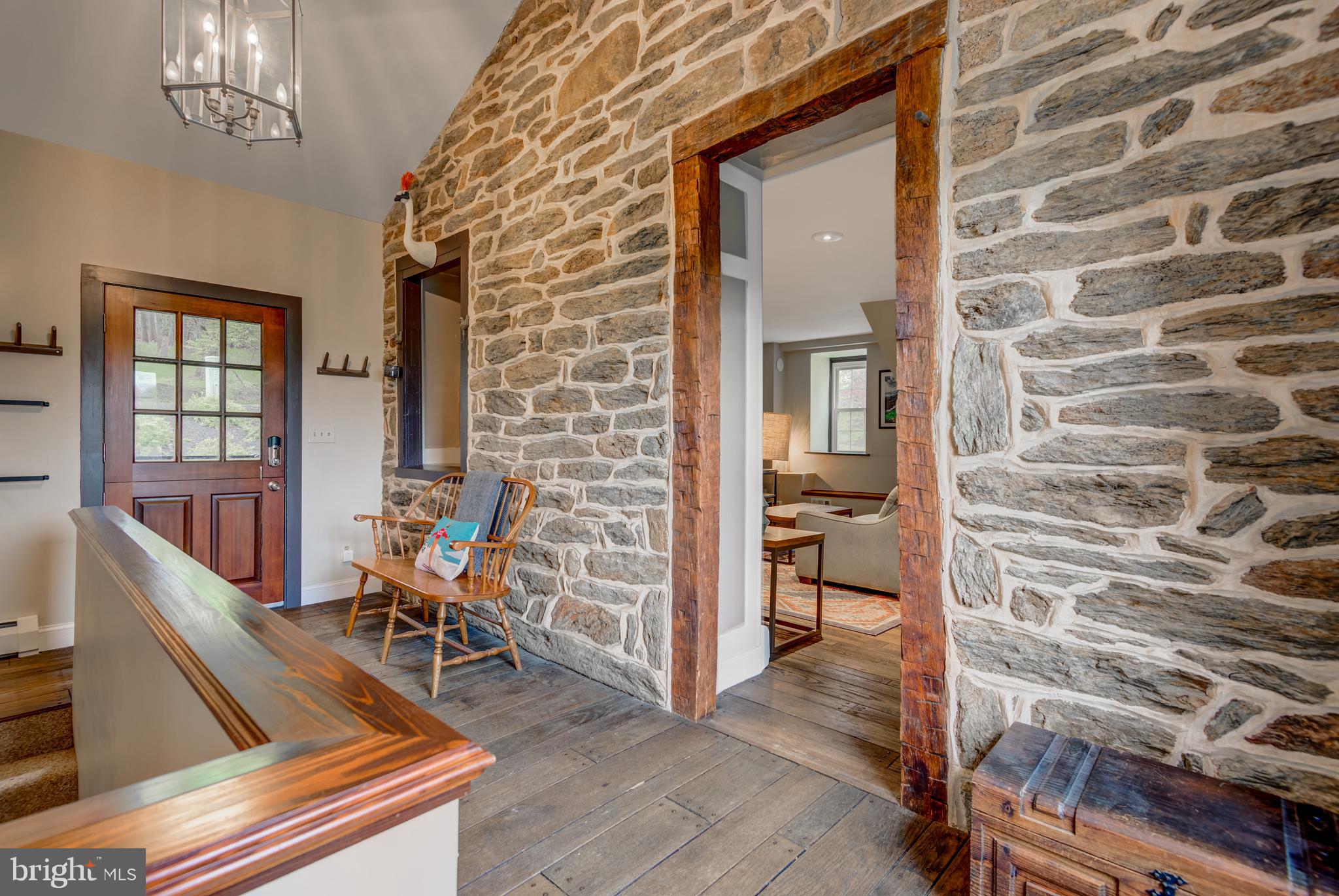17262 Webb Road Stewartstown, PA 17363 - Photo 5 of 52 Main Foyer
