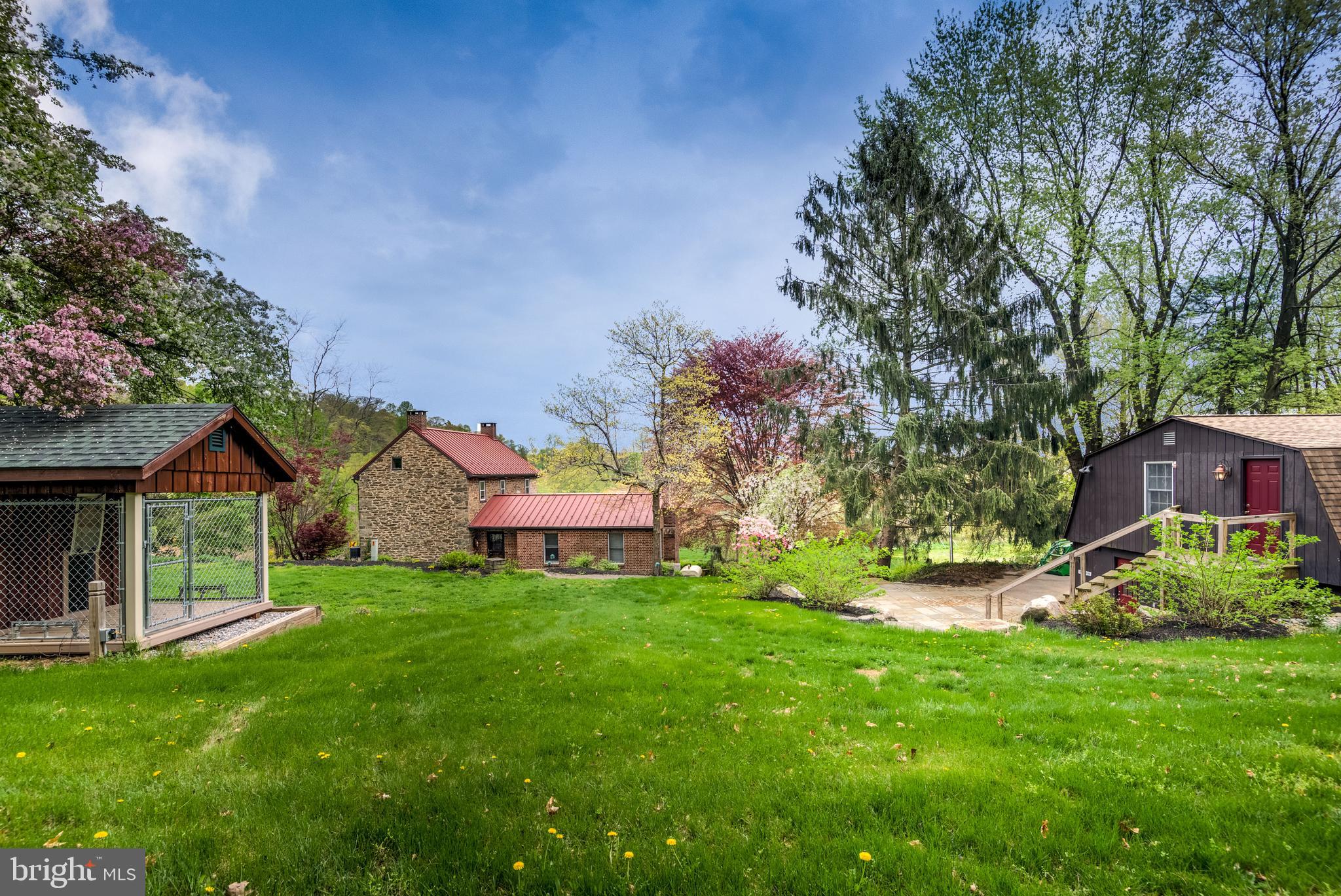 17262 Webb Road Stewartstown, PA 17363 - Photo 49 of 52 Dog House