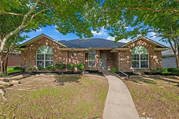 $2,375 | 1720 Avonlea Drive, Rockwall, TX 75087