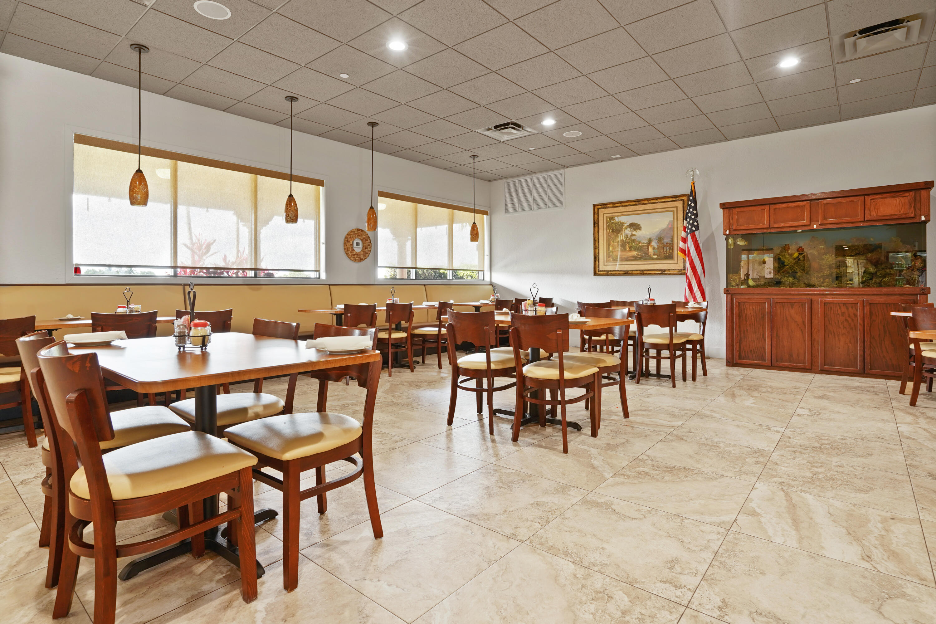 2162 Blue Springs Road West Palm Beach, FL 33411 - Photo 11 of 42 Centanni's Restaurant