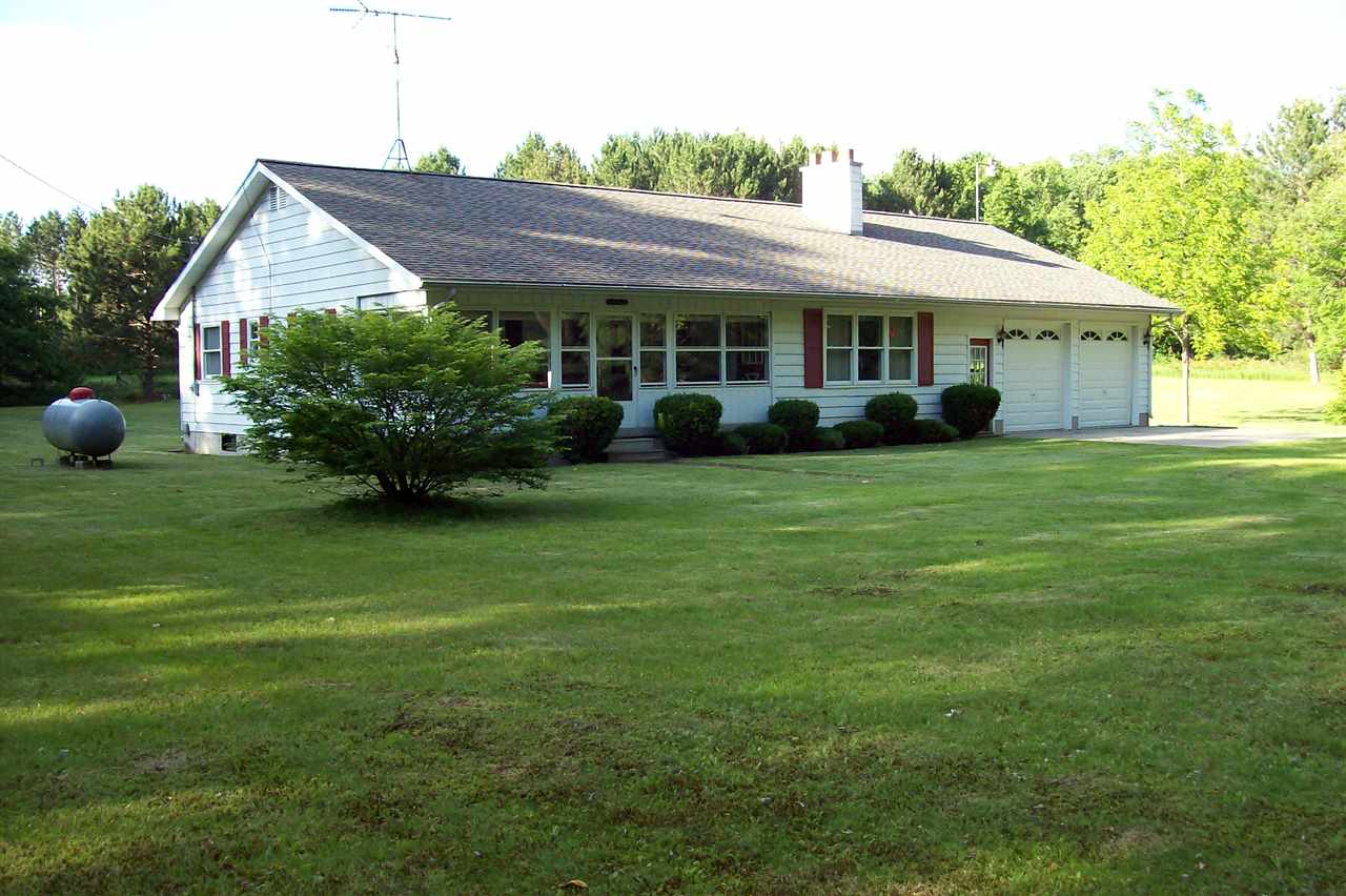 3345 East Stockwell Road Harrison, MI 48625 - Photo 3 of 21 1840697-2.JPG