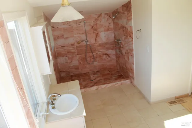 $9,750 | 230 Diviso Street, Tiburon, CA 94920