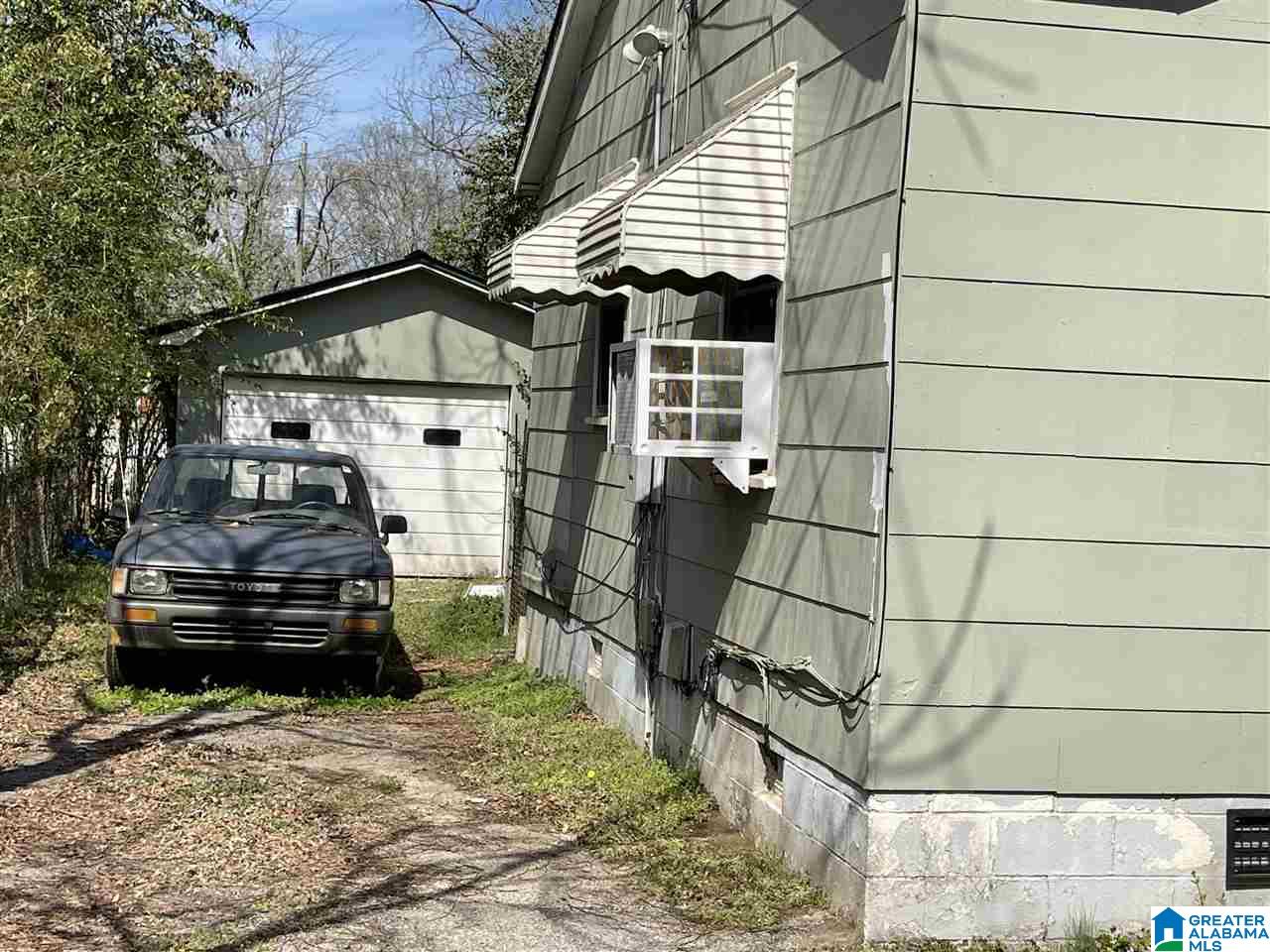 13 Nease Street Oxford, AL 36203 - Photo 2 of 3
