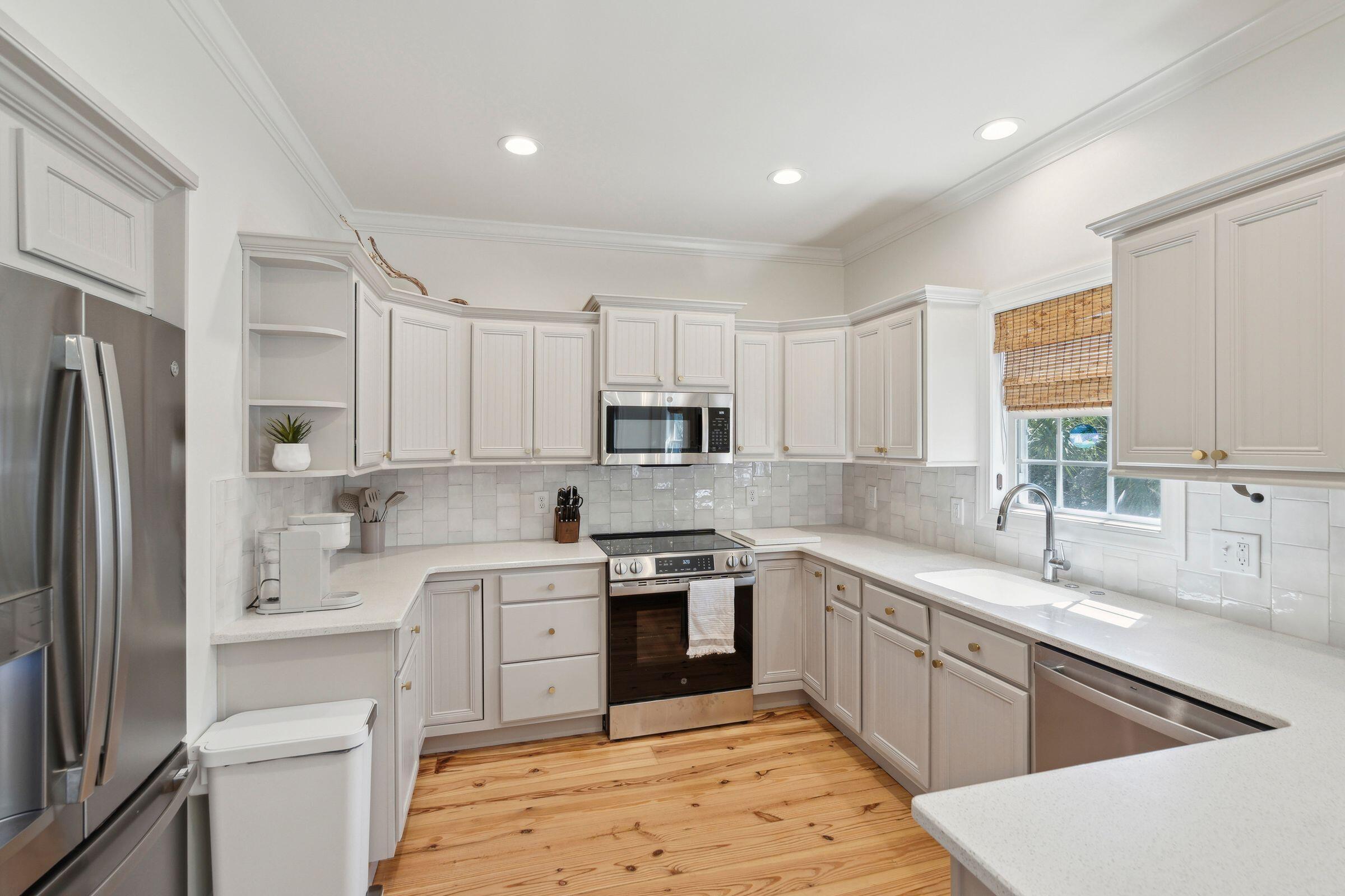 40 Battery Park Road Edisto Island, SC 29438 - Photo 3 of 47 40BatteryParkRd-KeenEyeMarketing-024