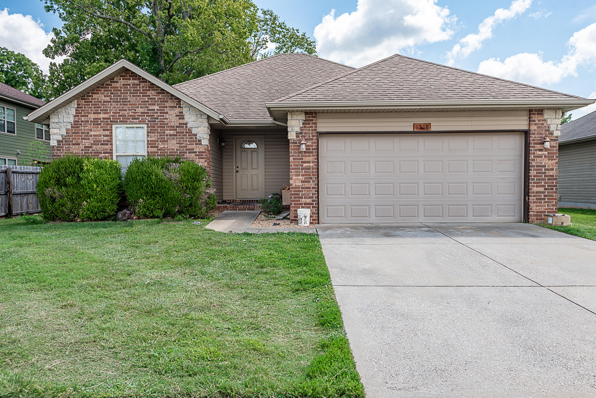 1318 South Lexington Avenue Springfield, MO 65807 - Photo 1 of 1 1318 Lexington
