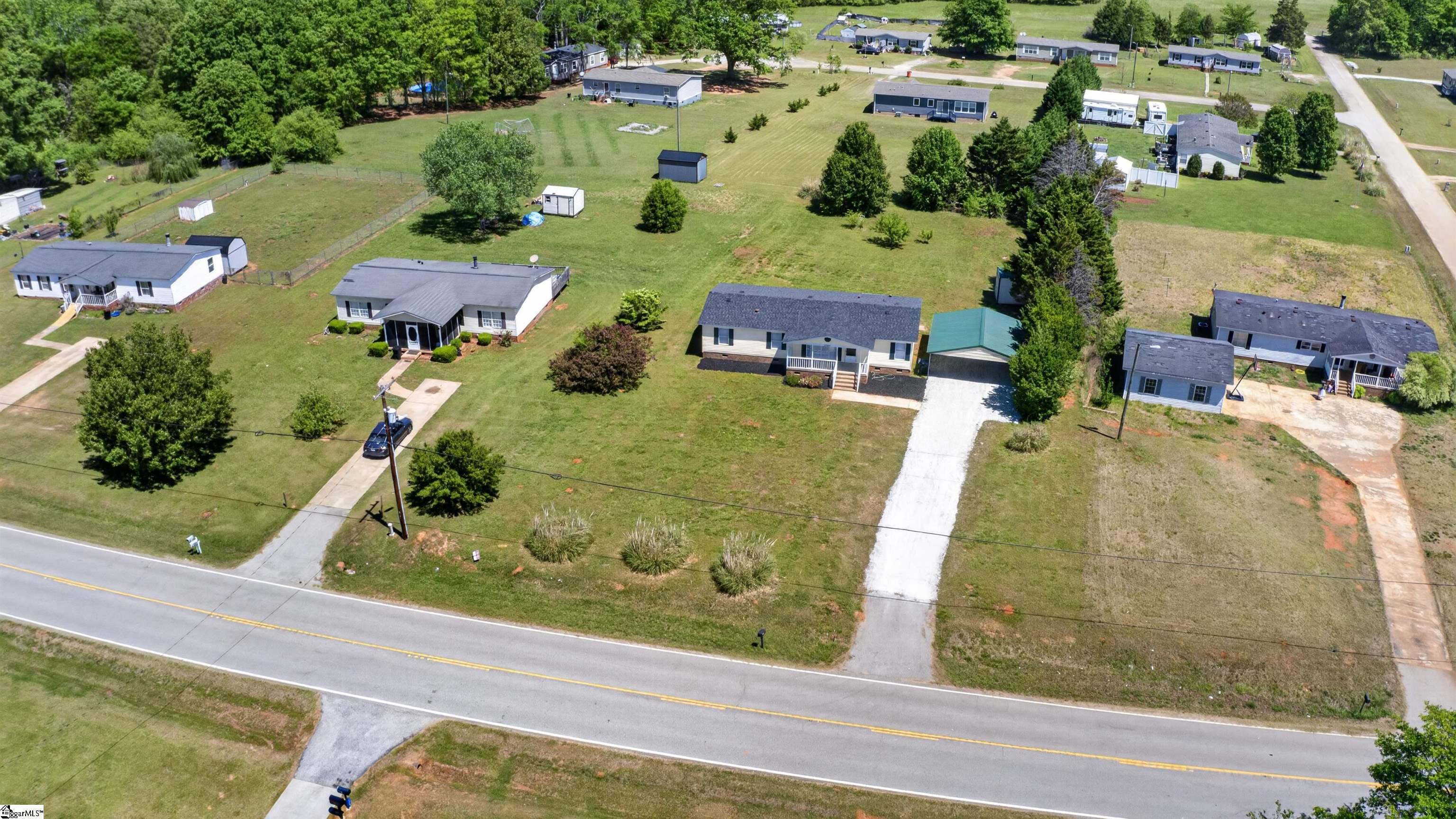 3589 Neely Ferry Road Laurens, SC 29360 - Photo 34 of 49