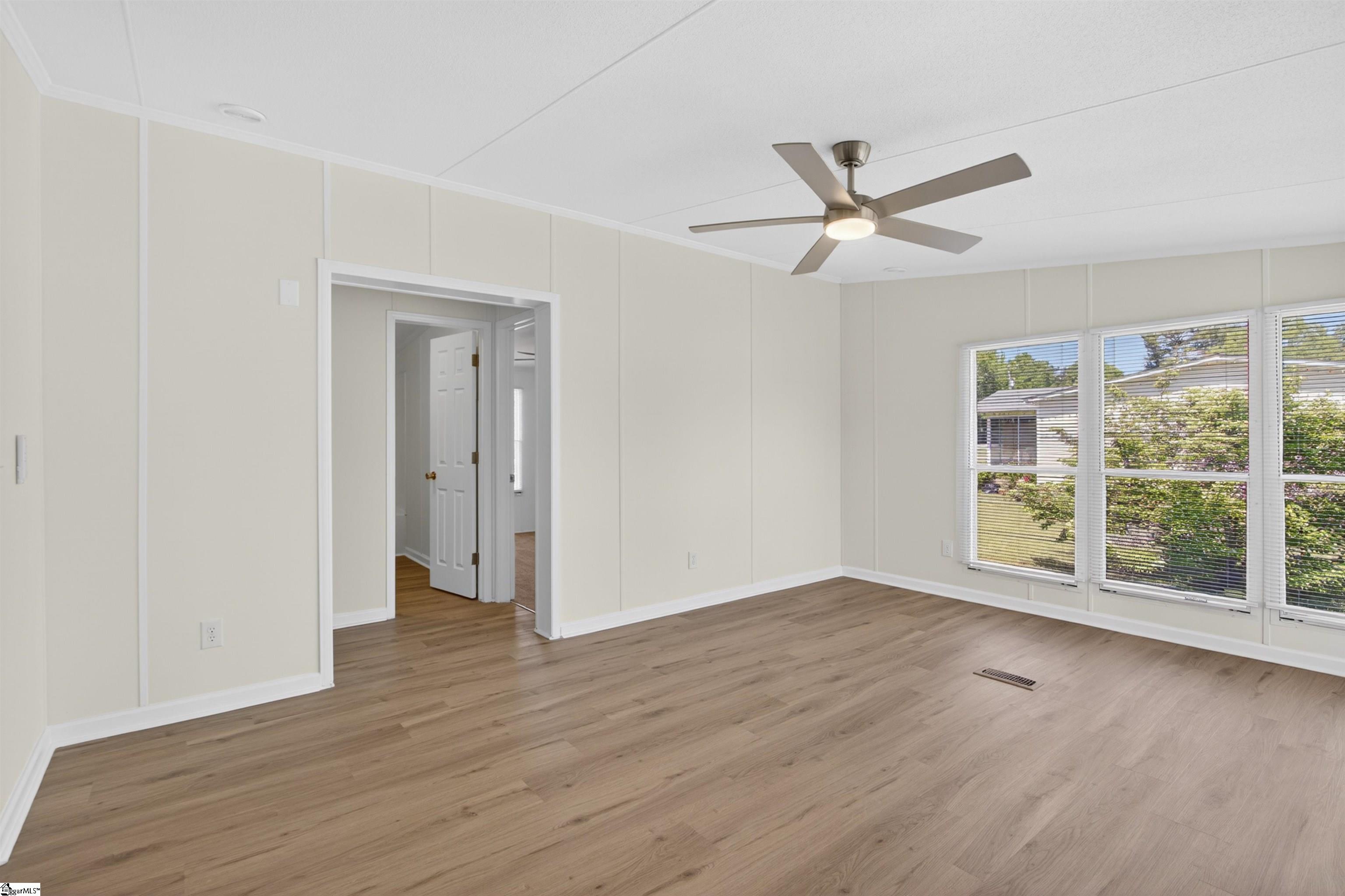 3589 Neely Ferry Road Laurens, SC 29360 - Photo 6 of 49