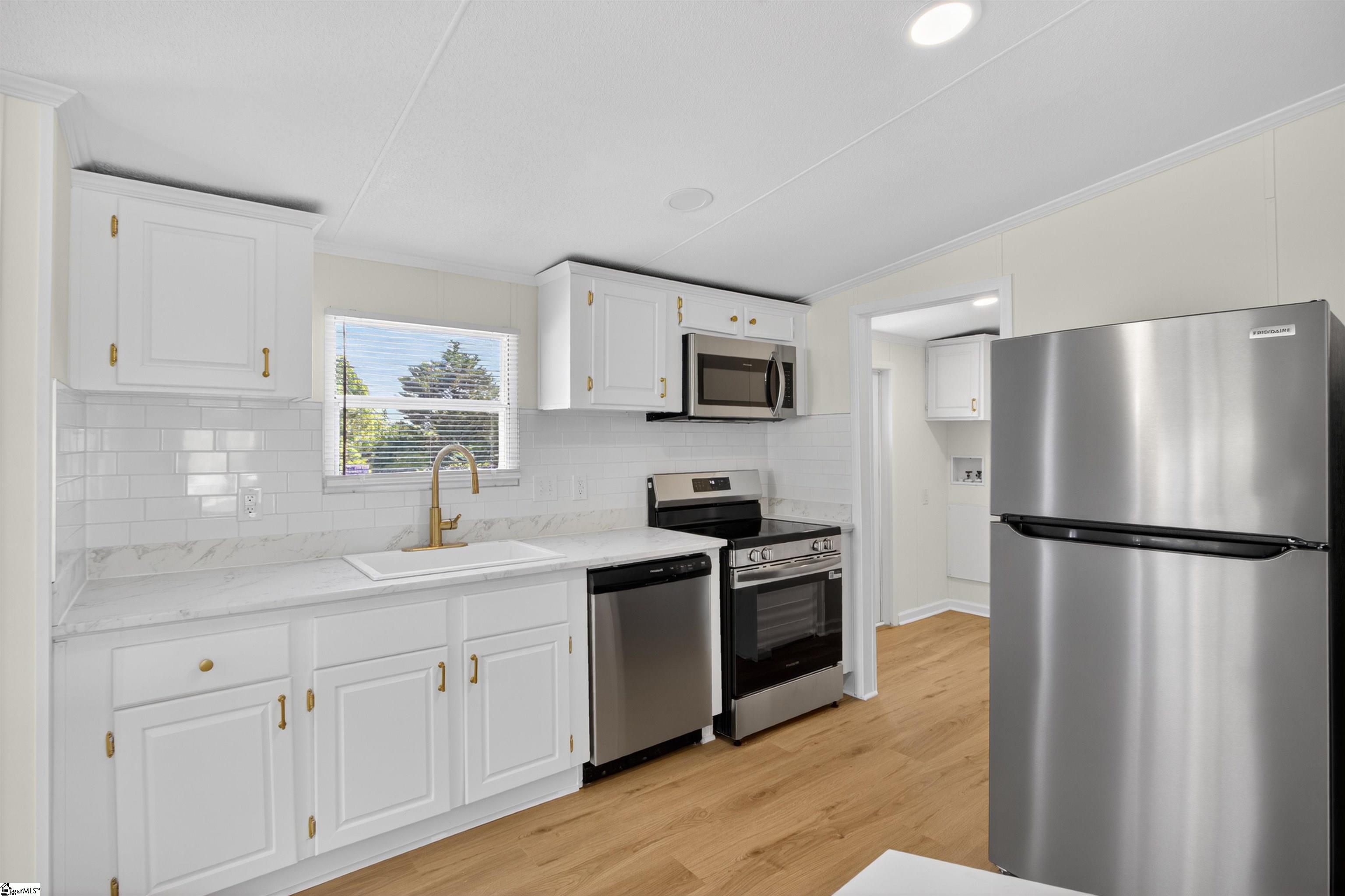 3589 Neely Ferry Road Laurens, SC 29360 - Photo 8 of 49