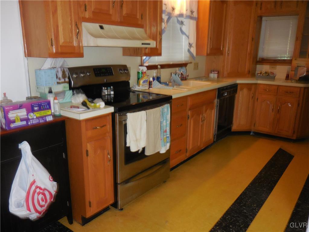 3439 Carter Road Bethlehem, PA 18020 - Photo 4 of 4 Gallery Image 4