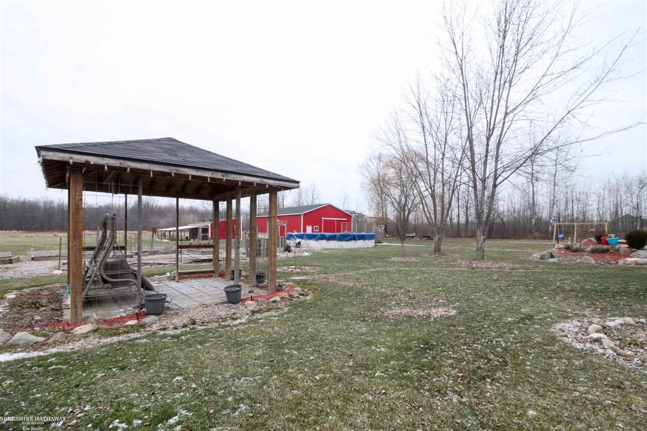 67991 Hartway Road Ray, MI 48096 - Photo 27 of 29 31310556-26.JPG