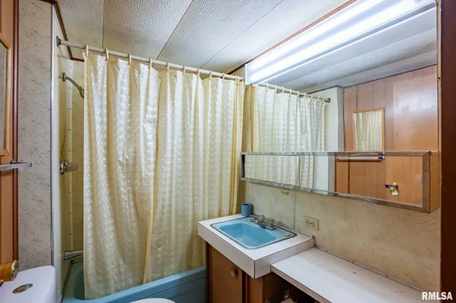 $139,000 | 1720 Camp Cedar Point Lane, Makanda, IL 62958