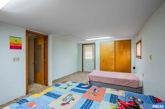 $139,000 | 1720 Camp Cedar Point Lane, Makanda, IL 62958