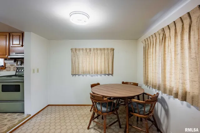 $139,000 | 1720 Camp Cedar Point Lane, Makanda, IL 62958