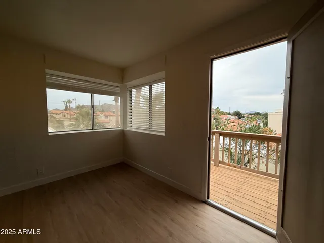 $2,350 | 1623 East Bluefield Avenue, Phoenix, AZ 85022