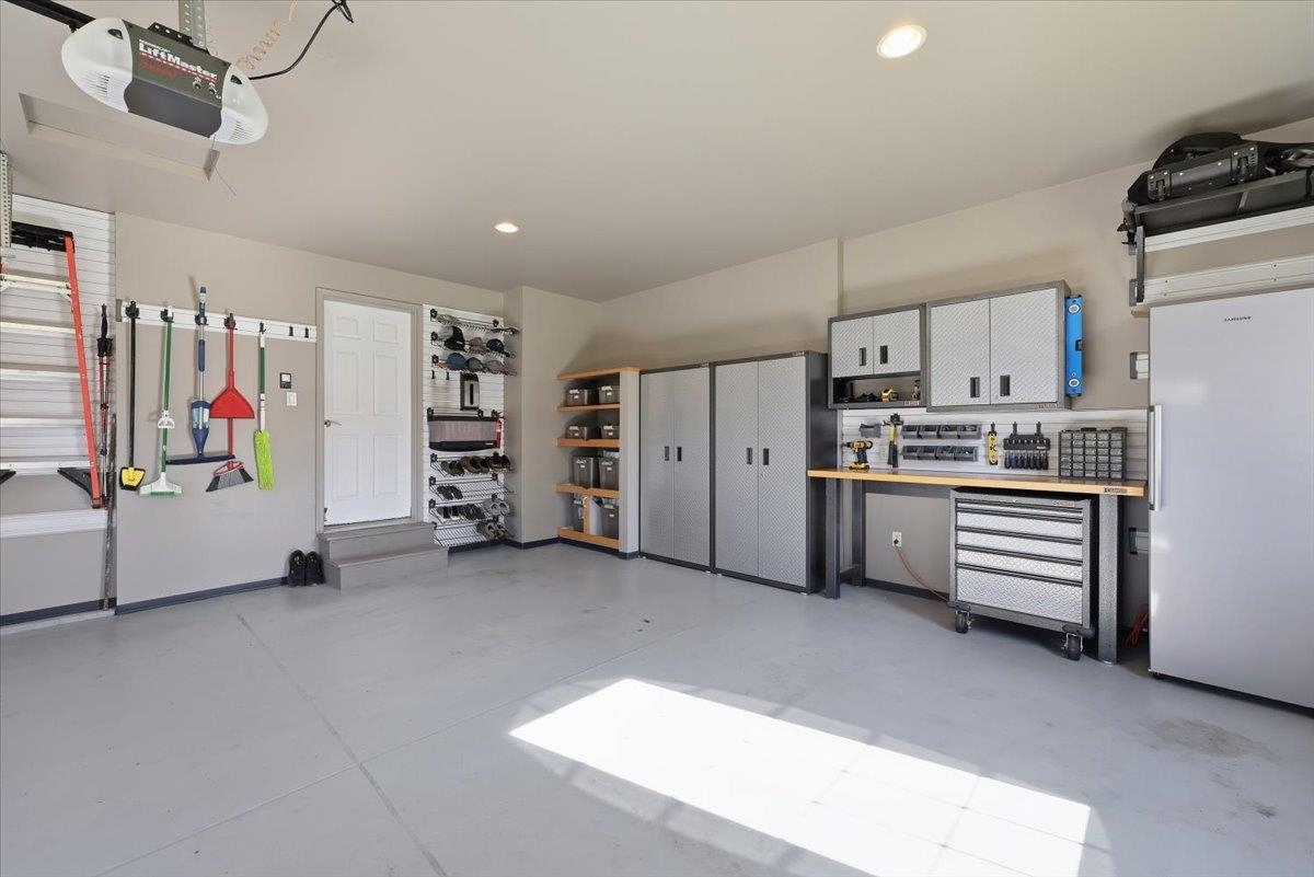 17404 Springview Lane Nine Mile Falls, WA 99026 - Photo 18 of 49