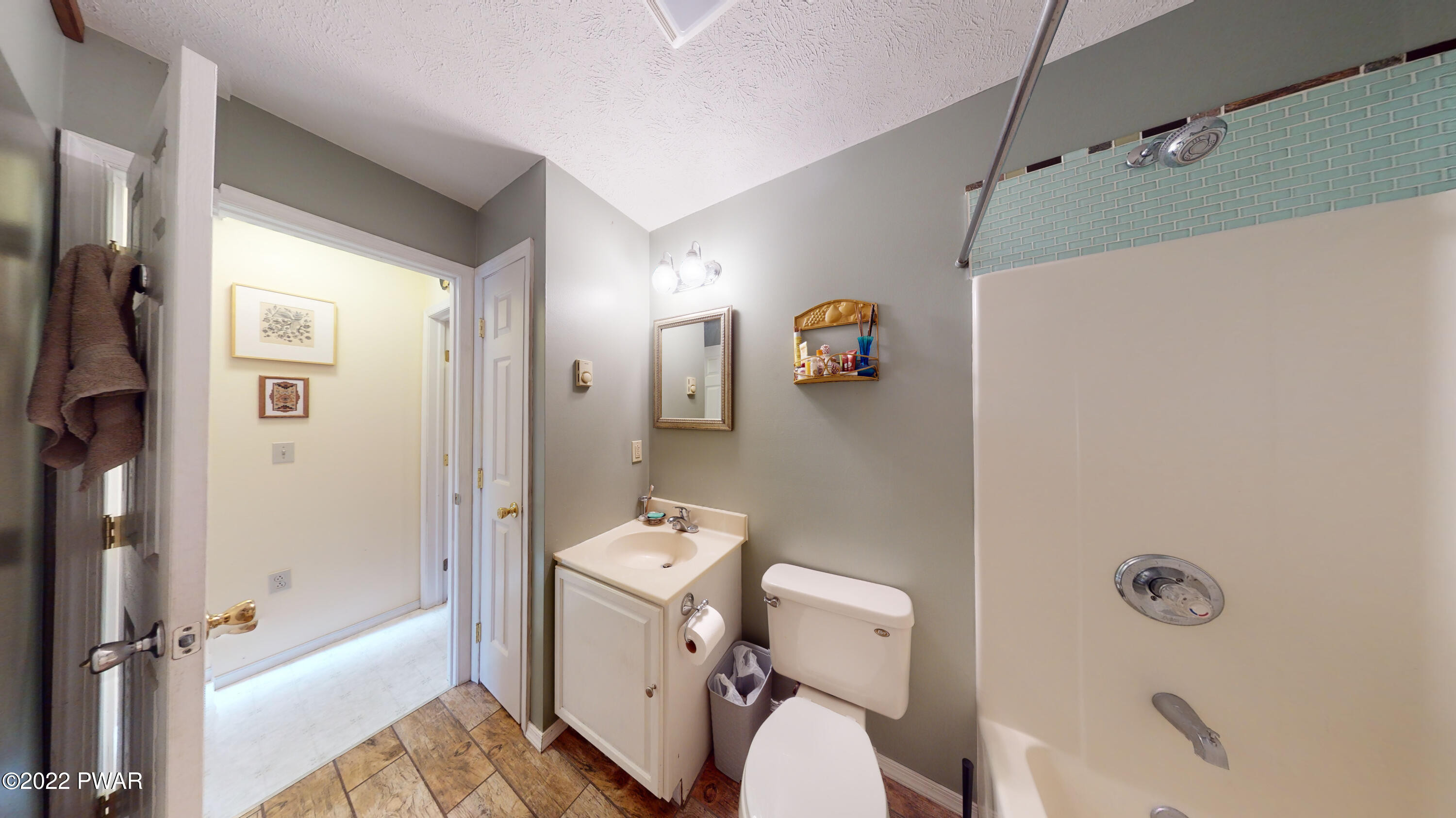 294 Doolan Road Dingmans Ferry, PA 18328 - Photo 24 of 31 294-Doolan-10202022_110400