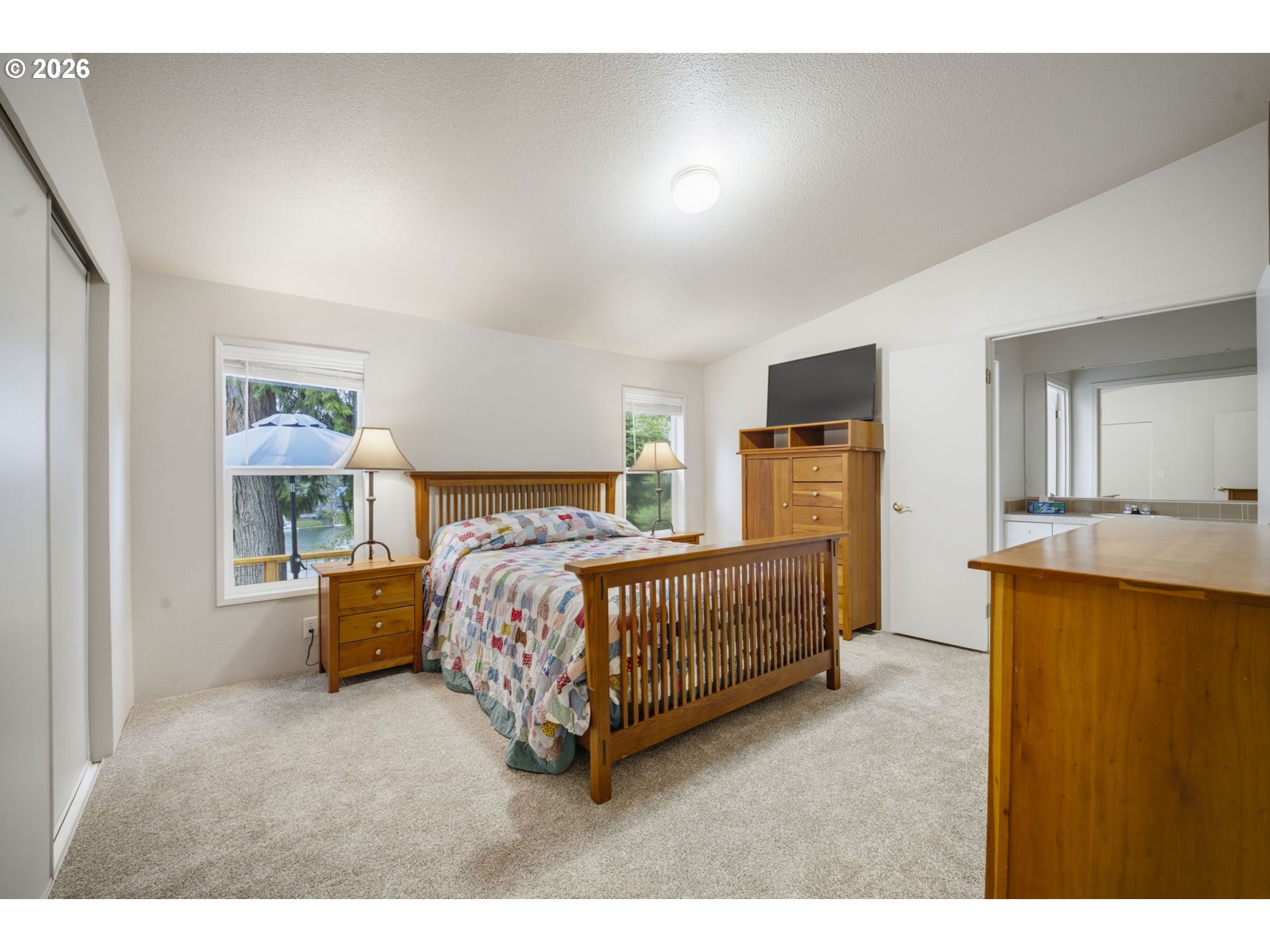 88686 Chapman Road Florence, OR 97439 - Photo 15 of 44 Bedroom, Owner's Suite