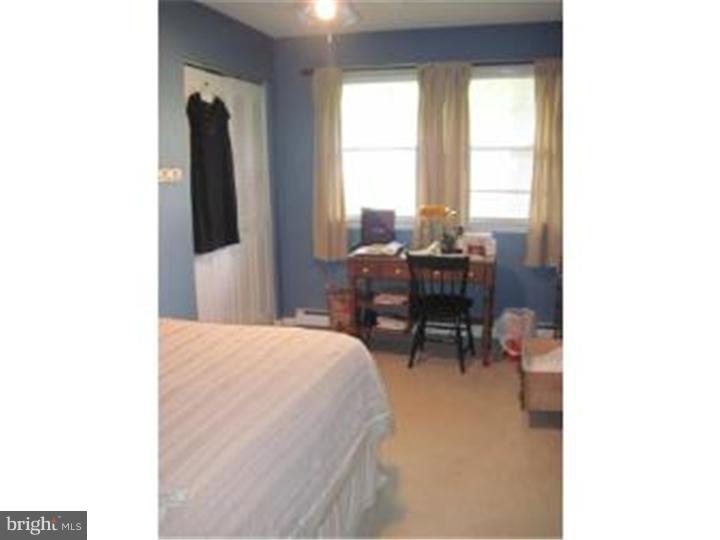 40 Tattletown Road Hamilton, NJ 08620 - Photo 13 of 22 Bedroom 3