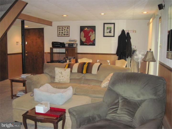 40 Tattletown Road Hamilton, NJ 08620 - Photo 18 of 22 Dining Room