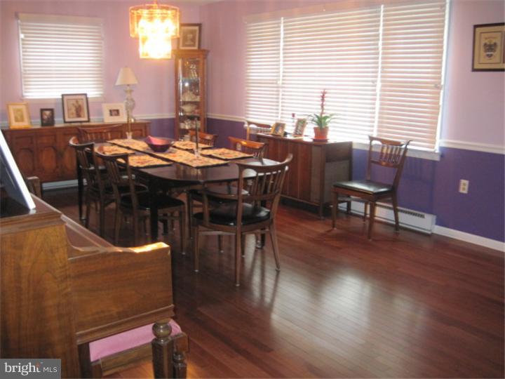 40 Tattletown Road Hamilton, NJ 08620 - Photo 5 of 22 Great Room