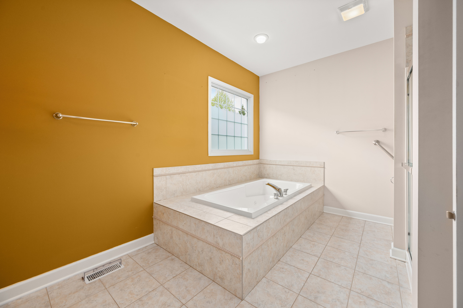 223 Quinlan Avenue DeKalb, IL 60115 - Photo 23 of 53