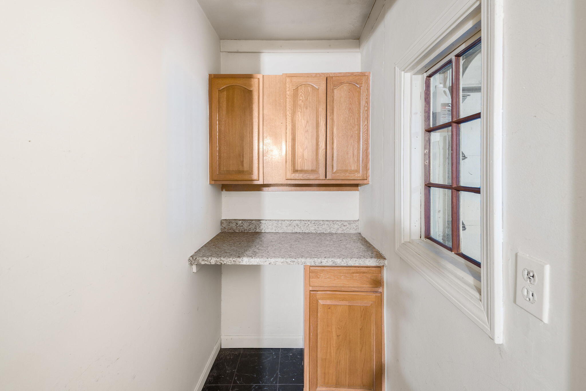 65 Thistle Drive Centerville, MA 02632 - Photo 14 of 28 a kitchen with a window