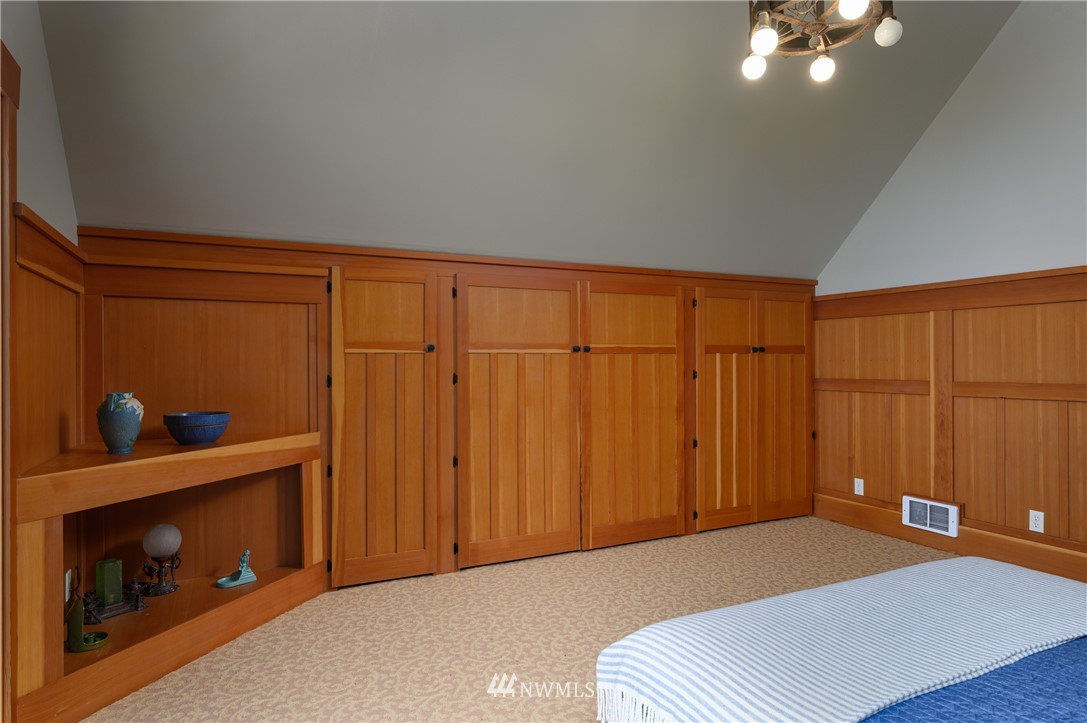 594 Thatcher Pass Road Decatur Island, WA 98221 - Photo 18 of 23