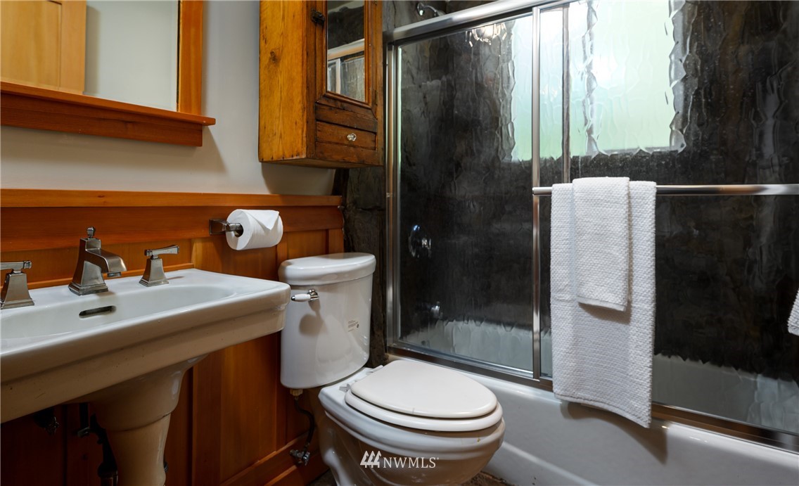 594 Thatcher Pass Road Decatur Island, WA 98221 - Photo 19 of 23