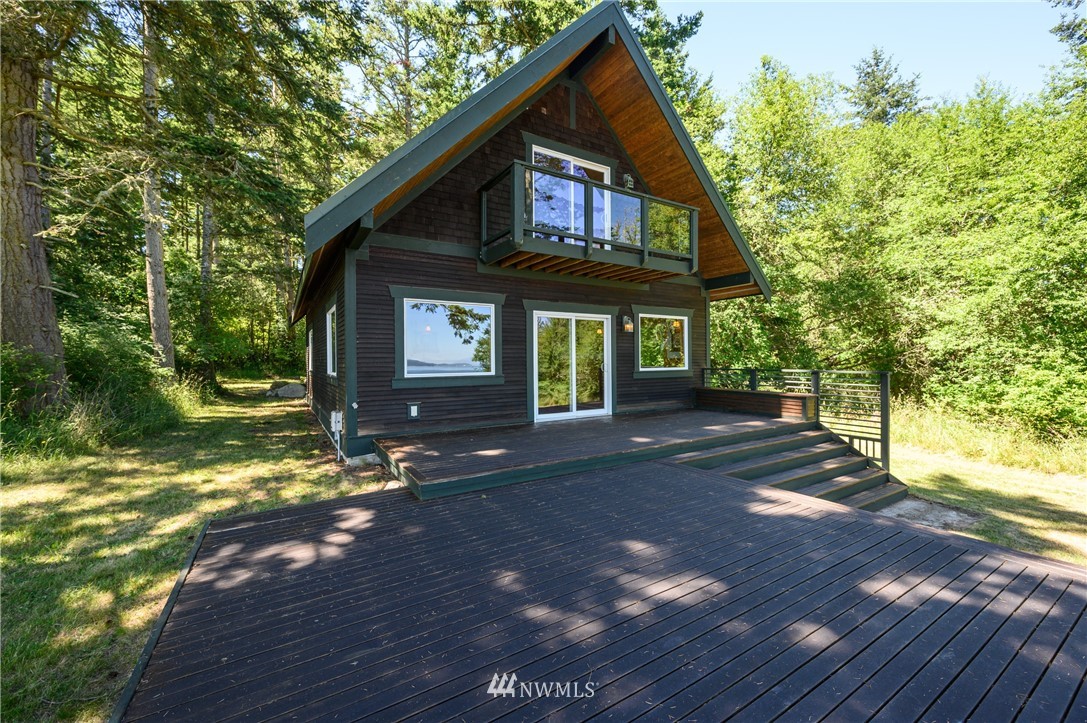 594 Thatcher Pass Road Decatur Island, WA 98221 - Photo 3 of 23