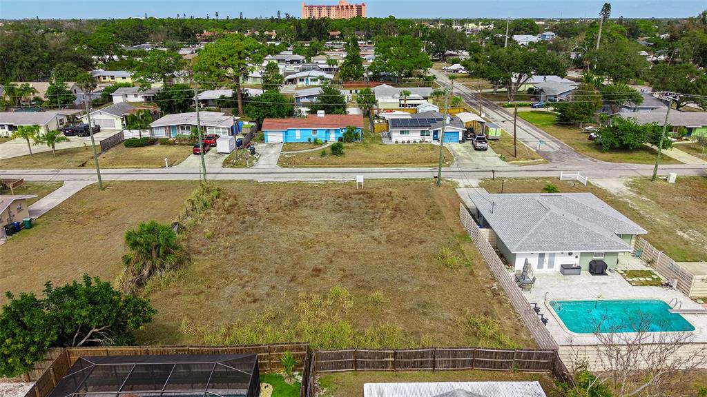 1738 Wharf Road Sarasota, FL 34231 - Photo 11 of 15