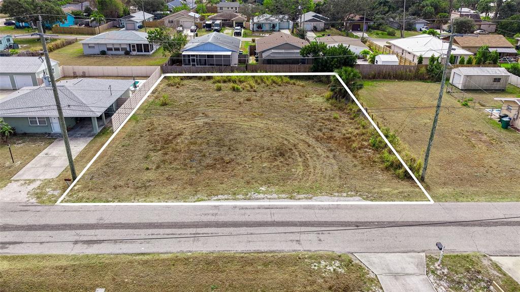 1738 Wharf Road Sarasota, FL 34231 - Photo 6 of 15