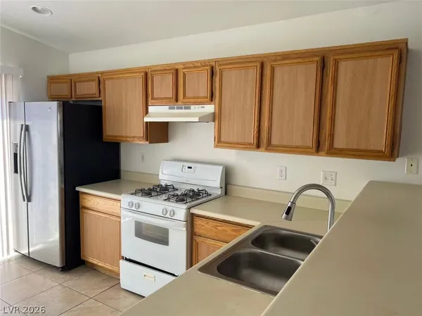 $1,850 | 4045 Petya Street, Las Vegas, NV 89115