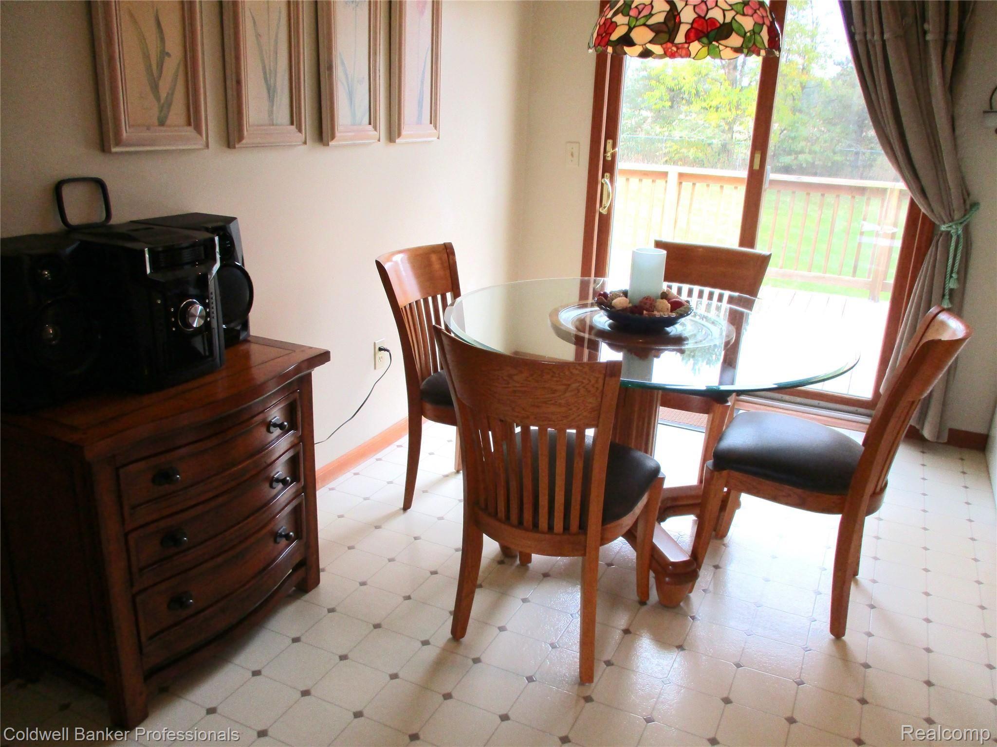 7096 South Ruess Road Owosso, MI 48867 - Photo 12 of 54 11.JPG