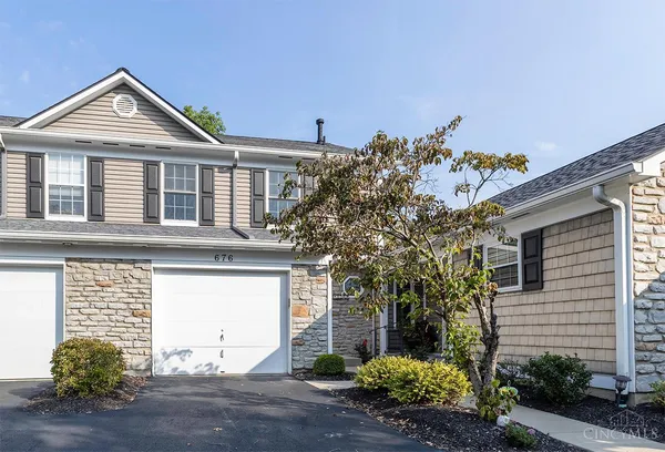 $275,000 | 676 Stoneharbor Lane, Maineville, OH 45039