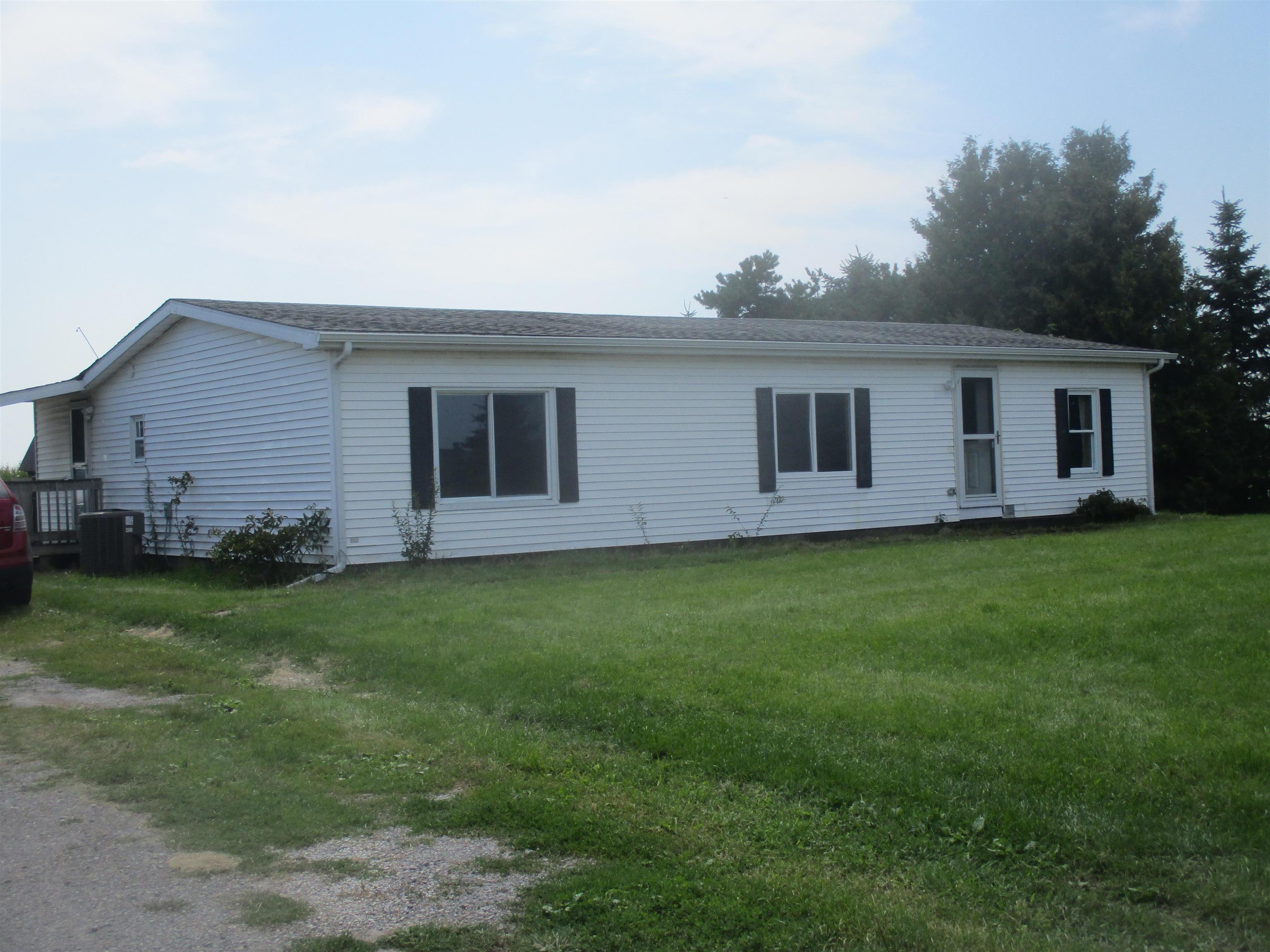 2458 East Kitchen Road Linwood, MI 48634 - Photo 1 of 11