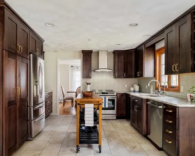 $1,095,000 | 6 Castle Clare Circle, Wakefield, MA 01880