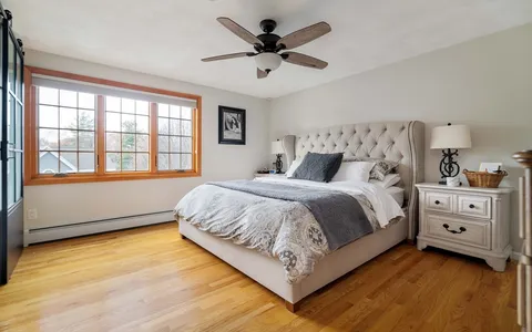 $1,095,000 | 6 Castle Clare Circle, Wakefield, MA 01880