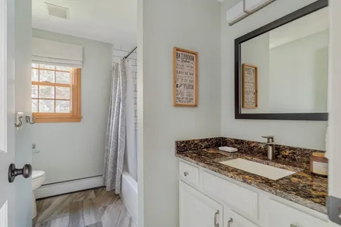 $1,095,000 | 6 Castle Clare Circle, Wakefield, MA 01880