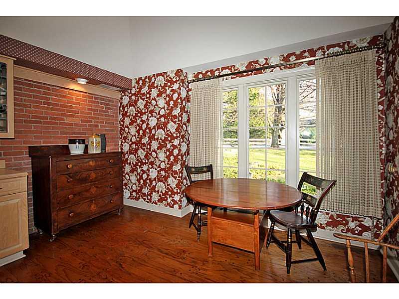 1920 Highgate Road Upper St. Clair, PA 15241 - Photo 11 of 21 Kitchen.