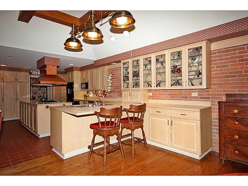 1920 Highgate Road Upper St. Clair, PA 15241 - Photo 12 of 21 Kitchen.