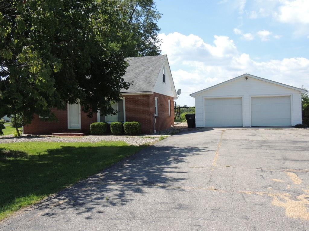9815 South 300 West Pendleton, IN 46064 - Photo 1 of 29