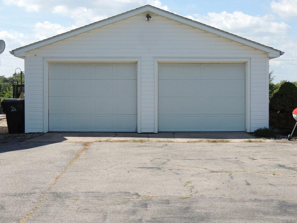 9815 South 300 West Pendleton, IN 46064 - Photo 26 of 29