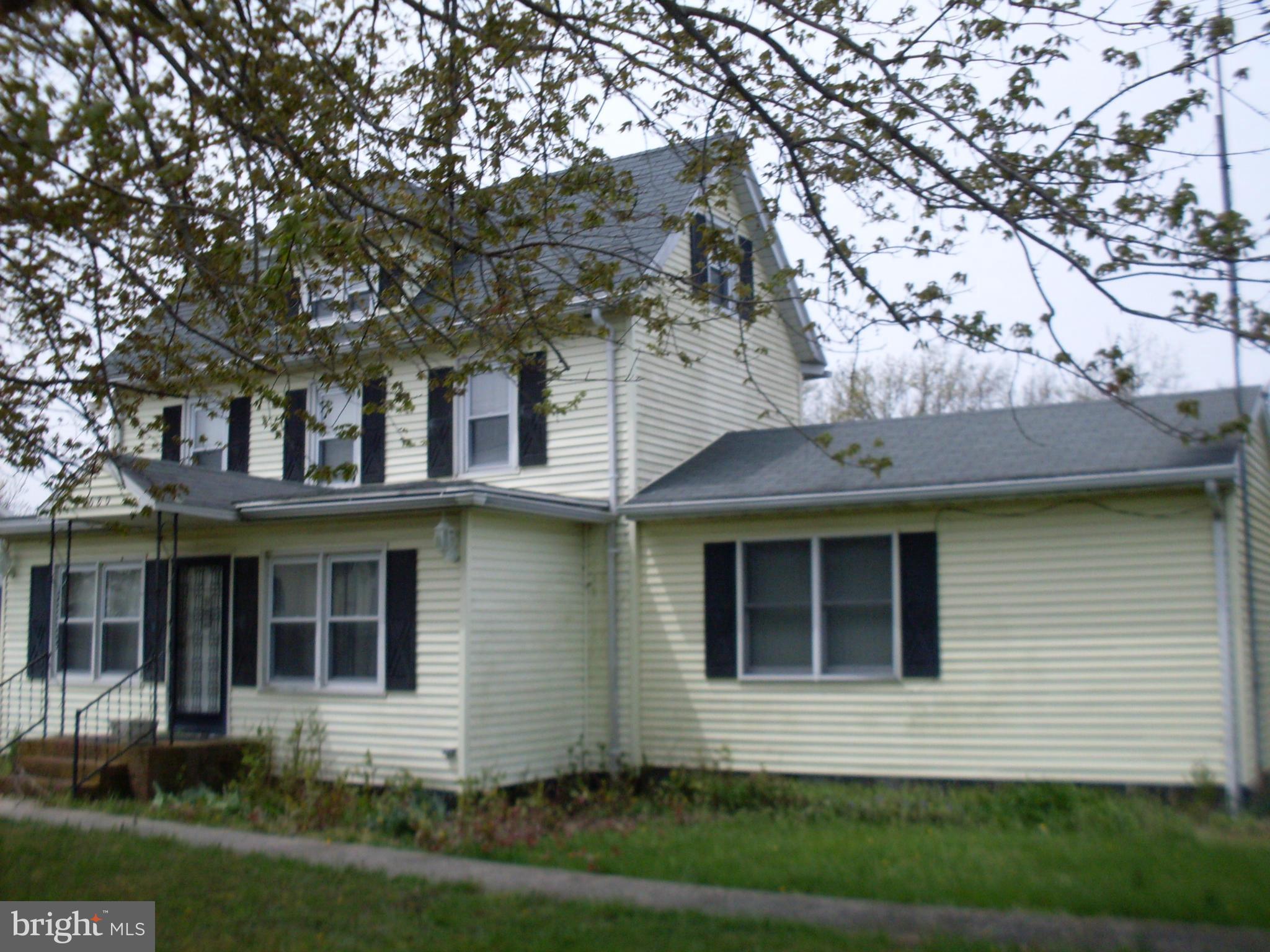 Exterior (Rear)