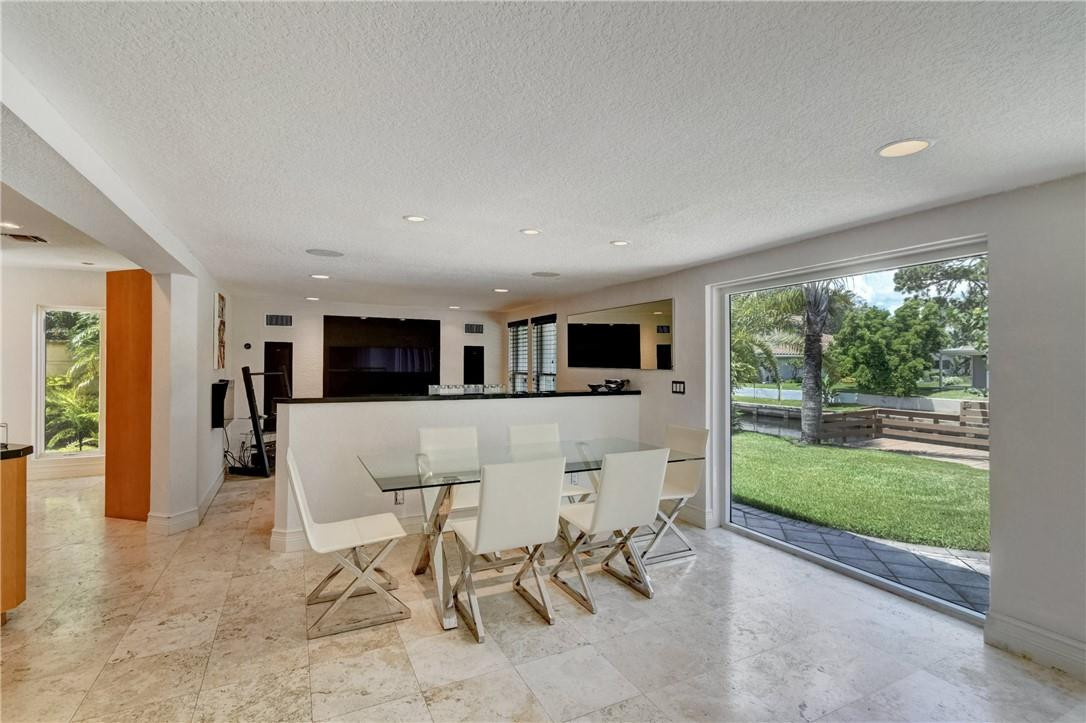 773 Southwest 2nd Street Boca Raton, FL 33486 - Photo 9 of 24 Photo 9