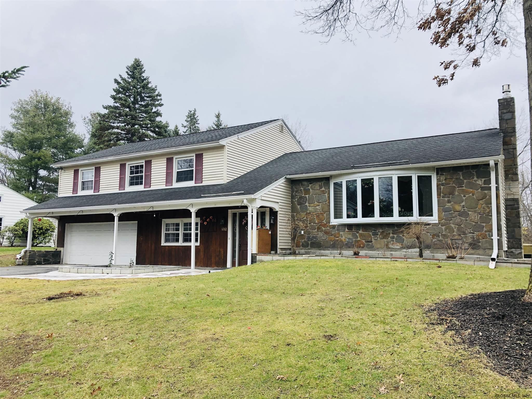 1282 Hawthorn Road Niskayuna, NY 12309 - Photo 2 of 35 Photo 2