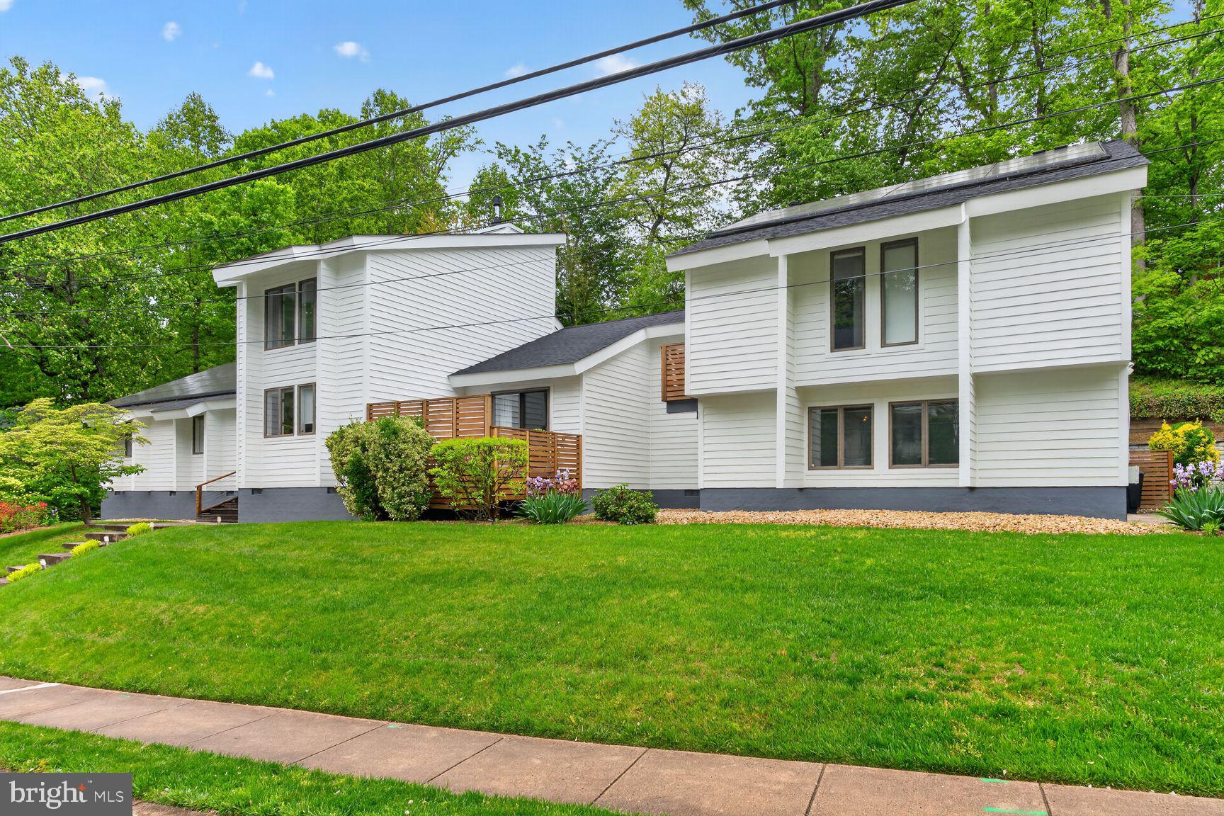 3605 Military Road Arlington, VA 22207 - Photo 2 of 43 Contemporary Design